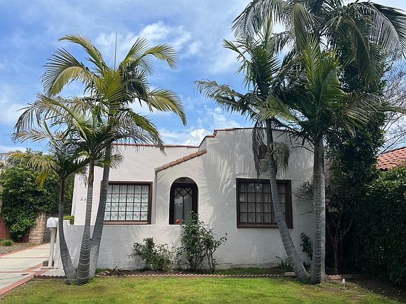 2nd image of 2026 Overland Ave