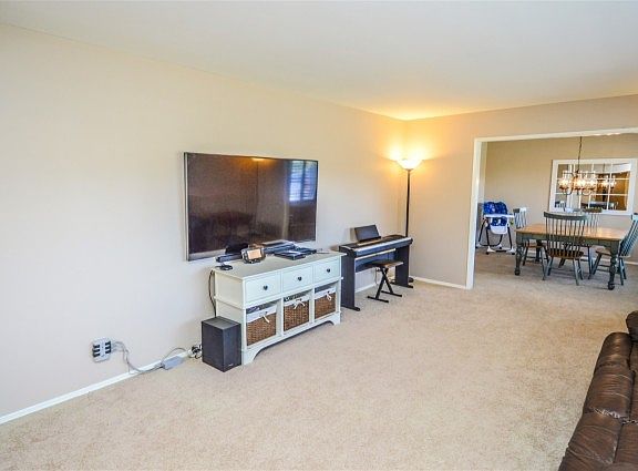 2nd image of 1338 Idaho Ave