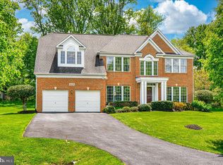 15205 Lions Den Rd, Burtonsville, MD 20866