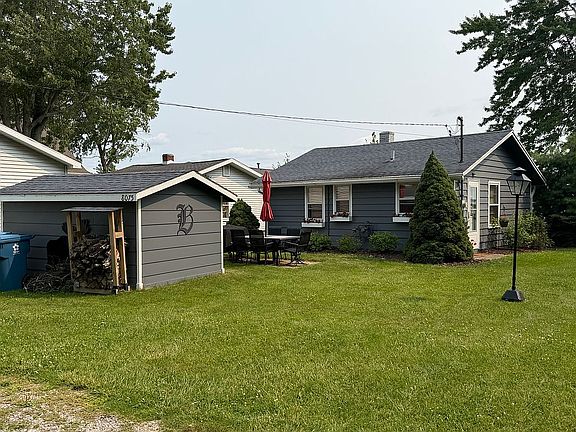 2nd image of 8075 E Houghton Lake Dr