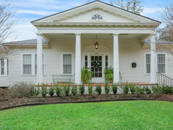 424 E Main St, New Iberia, LA 70560