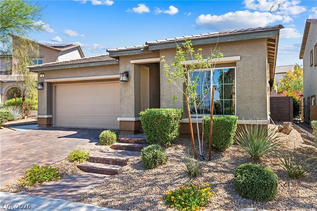 4 bed, 3.0 bath, 2158 sqft, $2,985 — Photo 3
