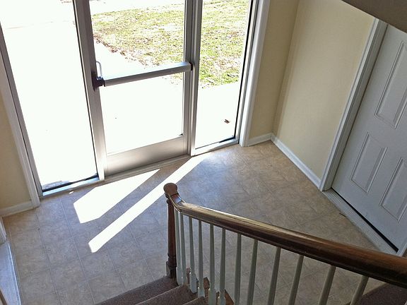 4th image of 1874 Dalton Ct APT 7