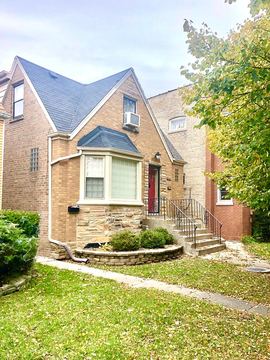 Building Photo - 4940 N Mason Ave