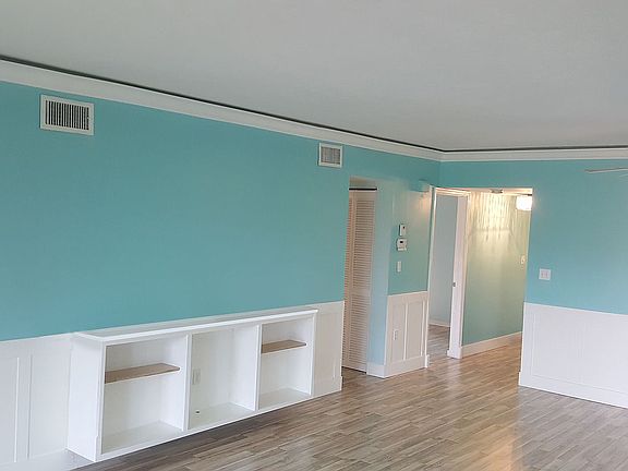 3rd image of 17150 Ravens Roost APT 2