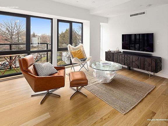 4th image of 1702 Newkirk Ave #4BB