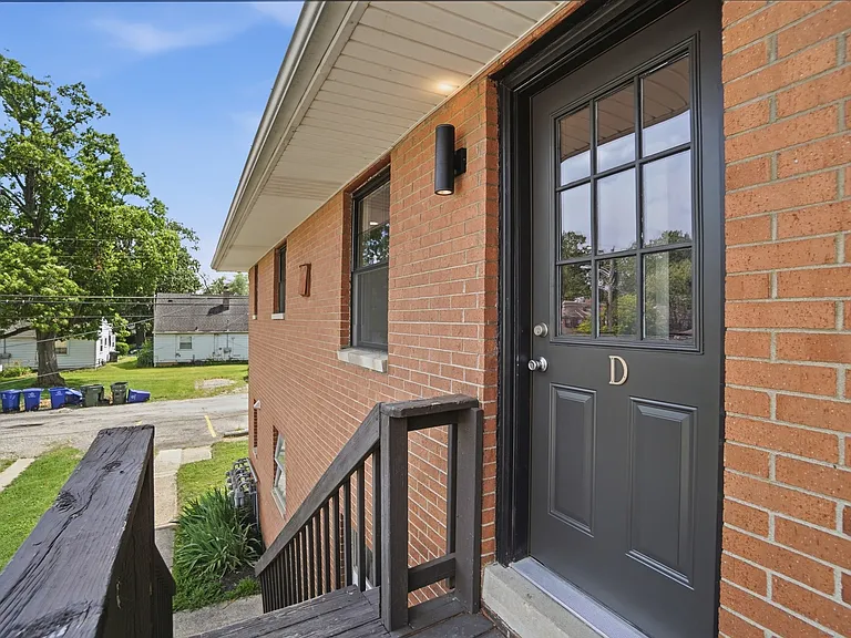 1545 King Ave #D — Photo 25