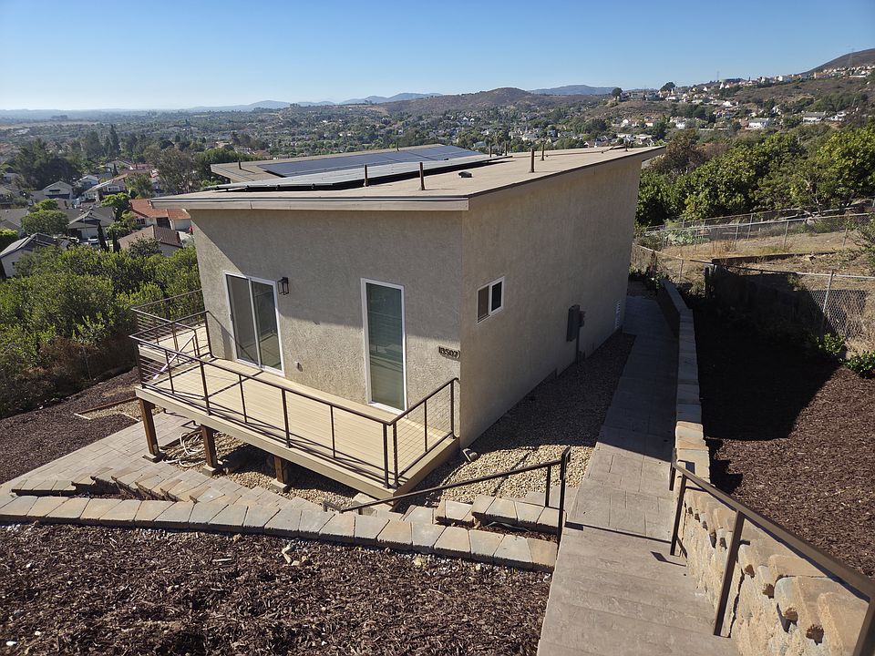 1st image of 13507 Samantha Ave