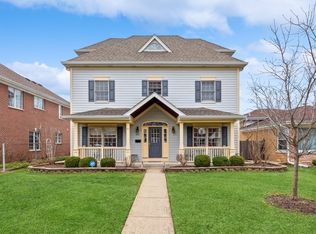 609 S Knight Ave, Park Ridge, IL 60068