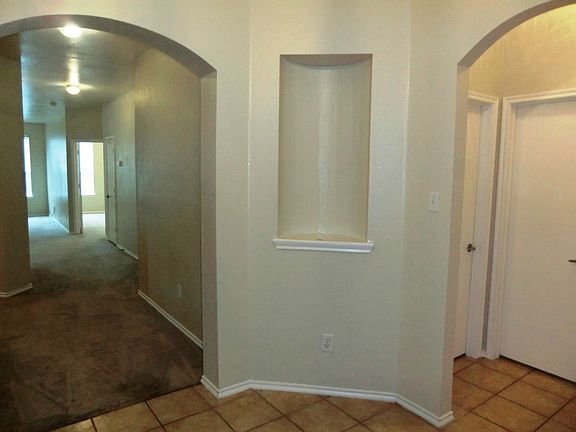 4th image of 1008 Fairweather Dr