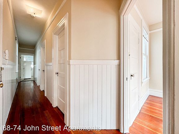 3rd image of 72 John St
