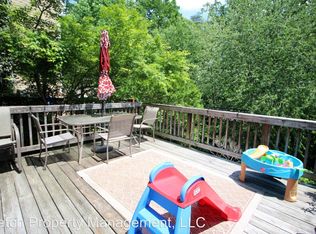 7435 Ridge Oak Ct, Springfield, VA 22153