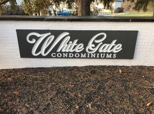14 White Gate Dr APT D, Wappingers Falls, NY 12590