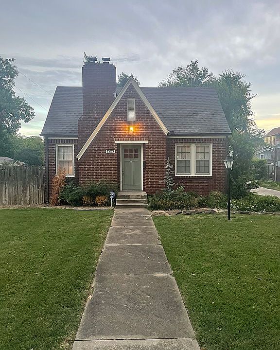 1st image of 1303 S Gary Ave