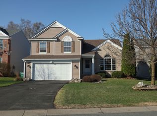 4158 Oakbrooke Dr, Eagan, MN 55122