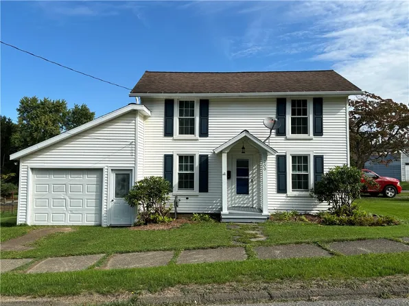 200 Poplar St, Kane, PA 16735