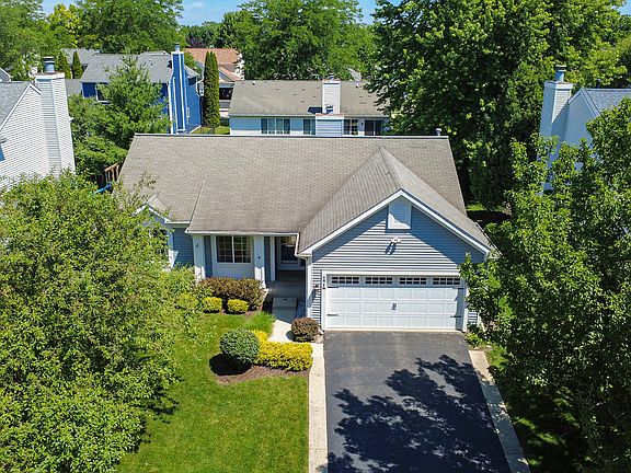 2nd image of 174 Suffolk Ln