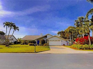 9916 Boca Cir, Naples, FL 34109
