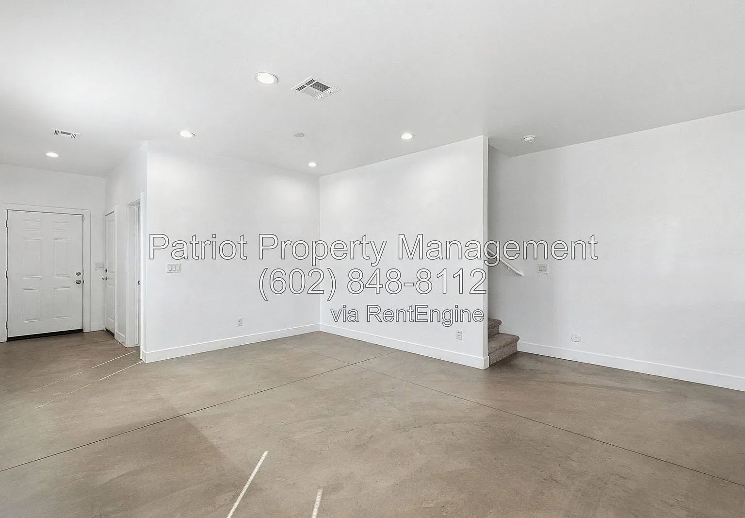 3 bed, 2.5 bath, 1375 sqft, $2,200 — Photo 4
