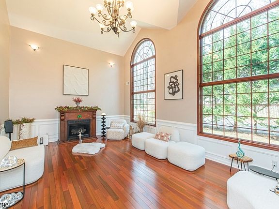 5th image of 35 Waughaw Rd