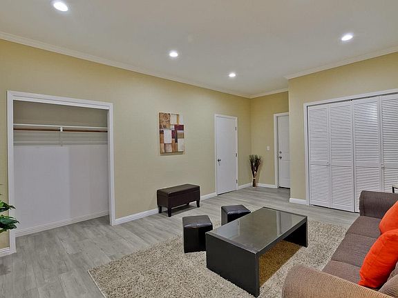 5th image of 498 Loumena Ln