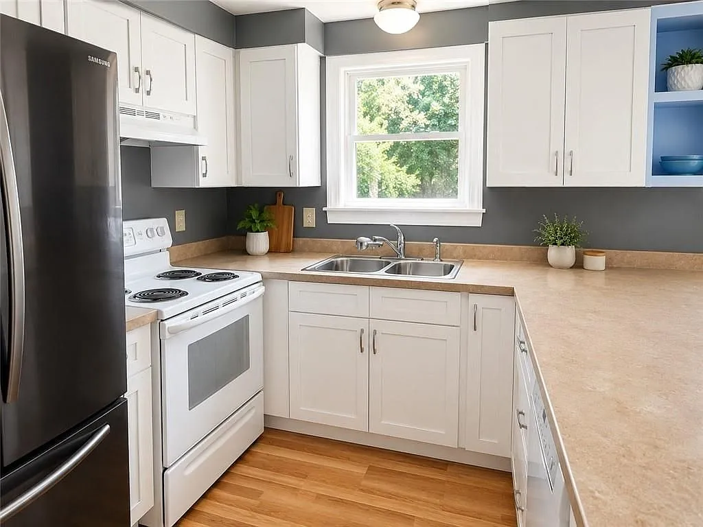 2 bed, 1.0 bath, 864 sqft, $2,800 — Photo 3