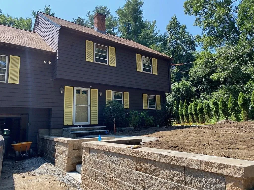 3 bed, 2.5 bath, 2132 sqft, $4,500 — Photo 2
