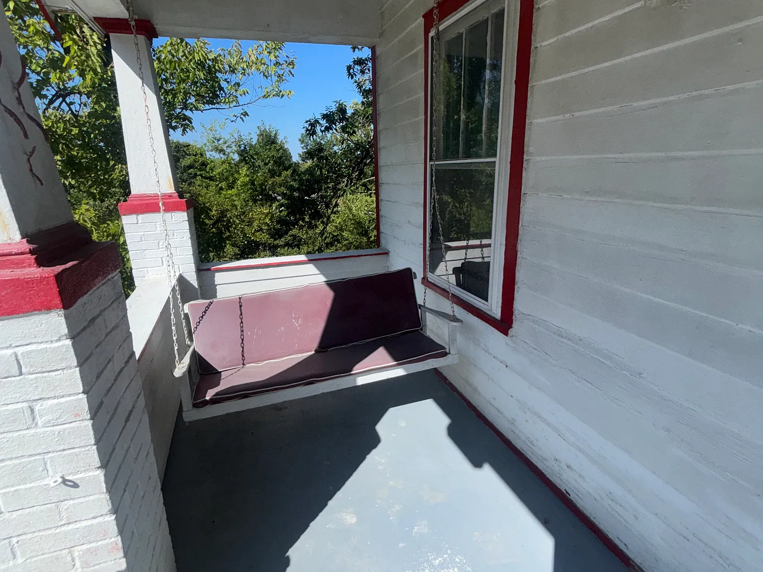 3 bed, 800 sqft, $1,600 — Photo 2