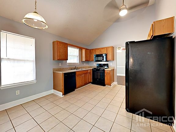 4th image of 6675 Manor Creek Dr