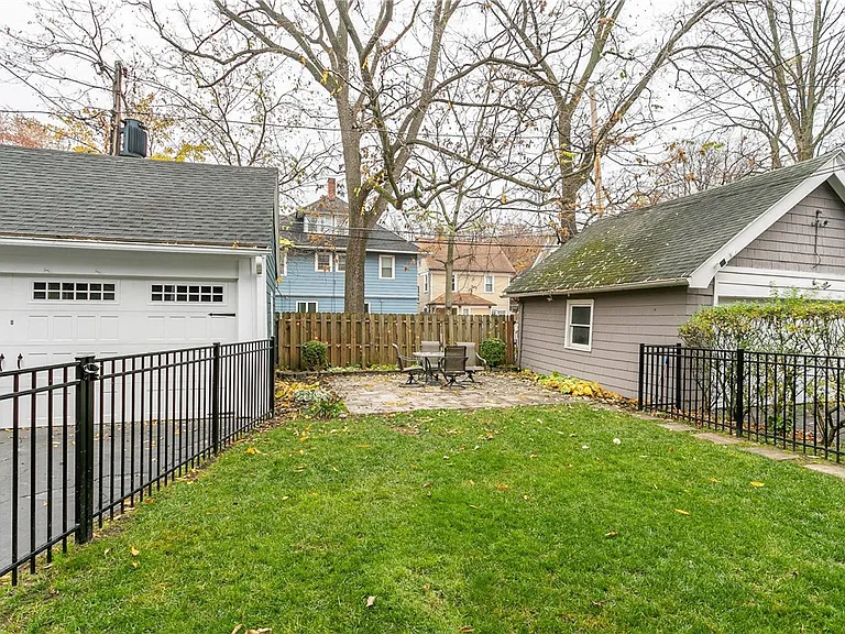 36 Ericsson St — Photo 25