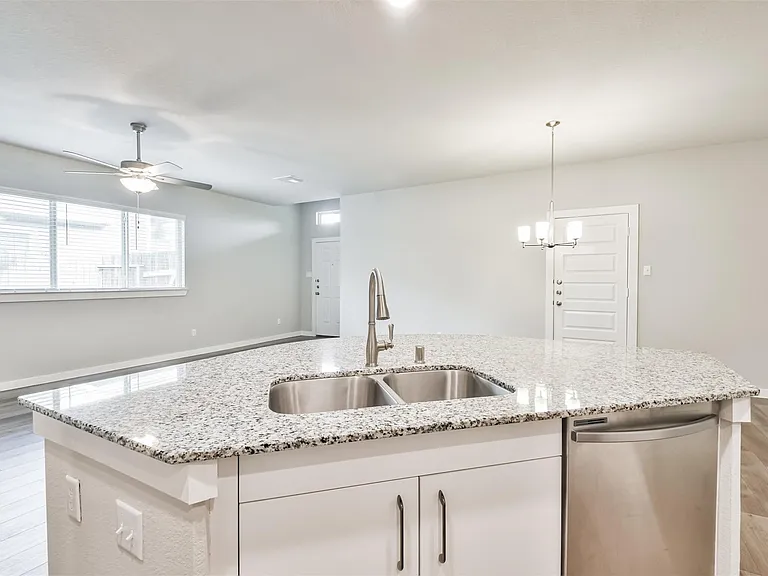 25141 Pacific Wren Dr — Photo 11