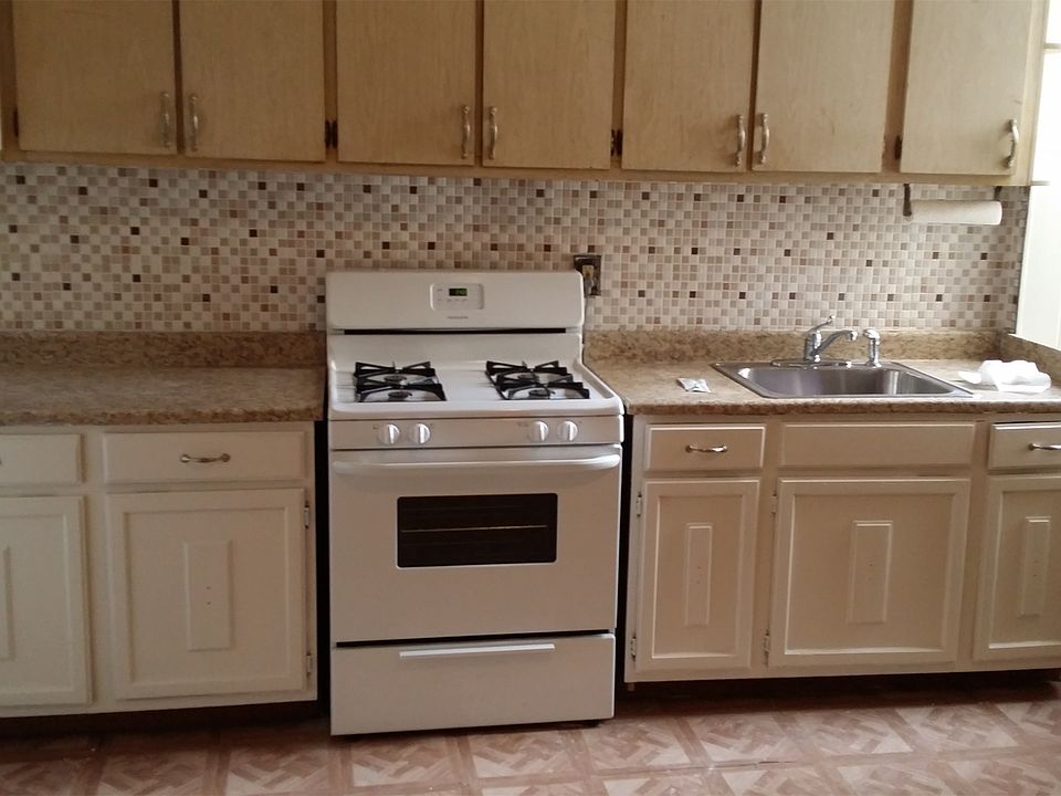 2nd image of 91 Terhune Ave APT 1