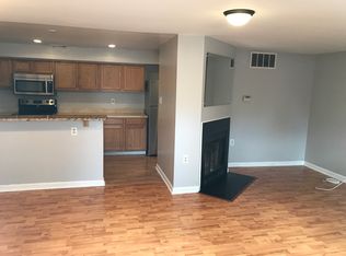 4410 Pembrook Village Dr #119, Alexandria, VA 22309