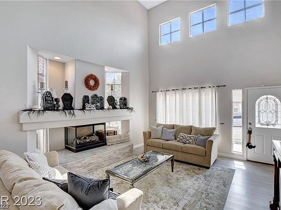 4th image of 9578 Adobe Arch Ct