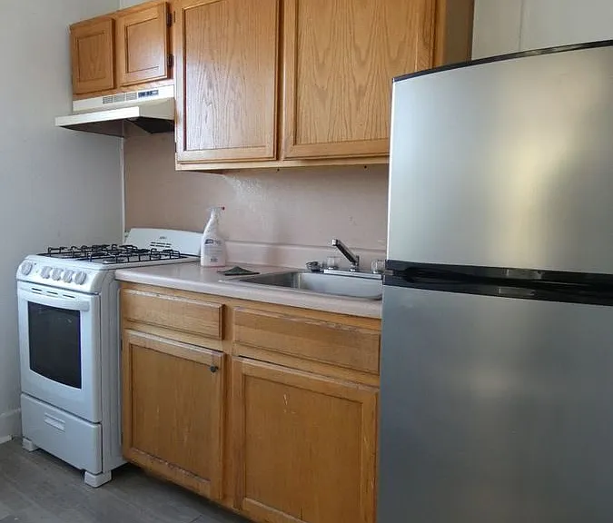 1209 S 58th St #4B — Photo 6