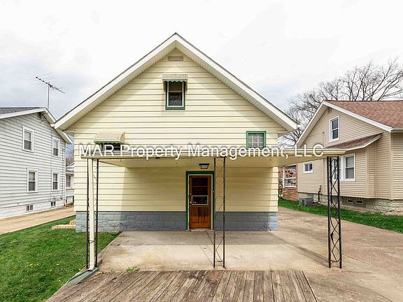 2nd image of 1358 Benton St