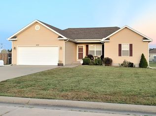 4822 S 129th Rd, Bolivar, MO 65613