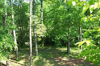 2nd image of 10 N Oak Forest Dr
