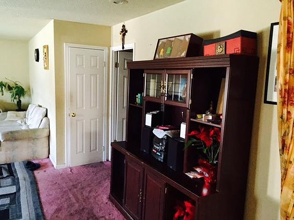 5th image of 1412 Lochner Dr