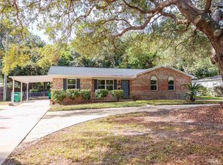 306 Fairpoint Dr, Gulf Breeze, FL 32561
