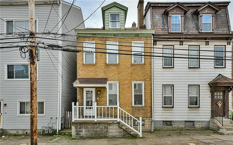 92 Pius St photo 1