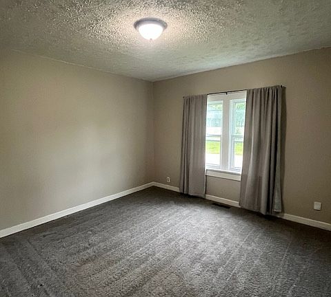 5th image of 2787 Mount Tabor Rd