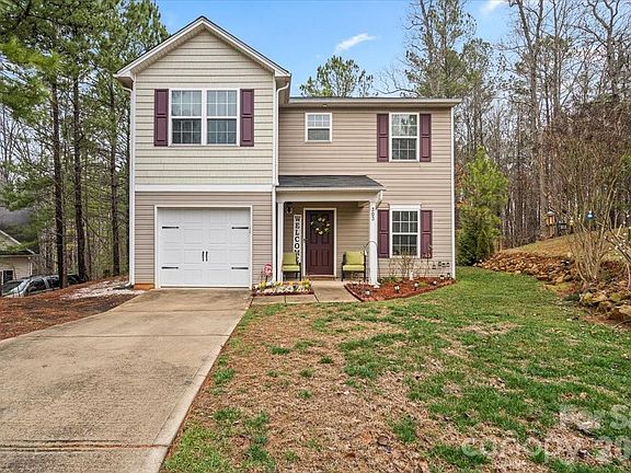 2nd image of 303 Olde North Church Dr #38