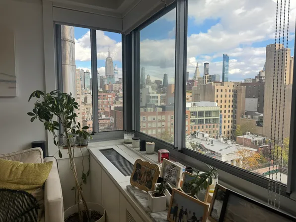 175 West 12th Street image 3 of 9