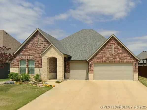 631 E 126th St S, Jenks, OK 74037