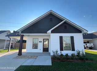 302 Parkington Ct, Lafayette, LA 70507
