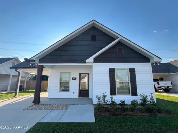 302 Parkington Ct, Lafayette, LA 70507