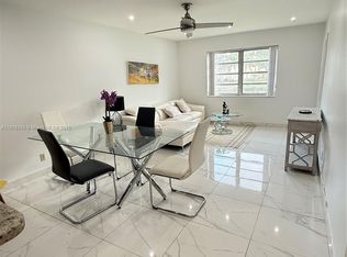 5170 SW 40th Ave APT 9E, Dania Beach, FL 33314