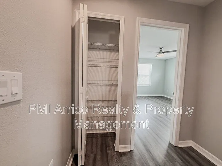 6334 Fairmont Ln — Photo 22