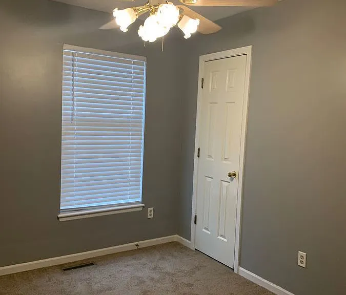 4801 NW Pennington Ln — Photo 9